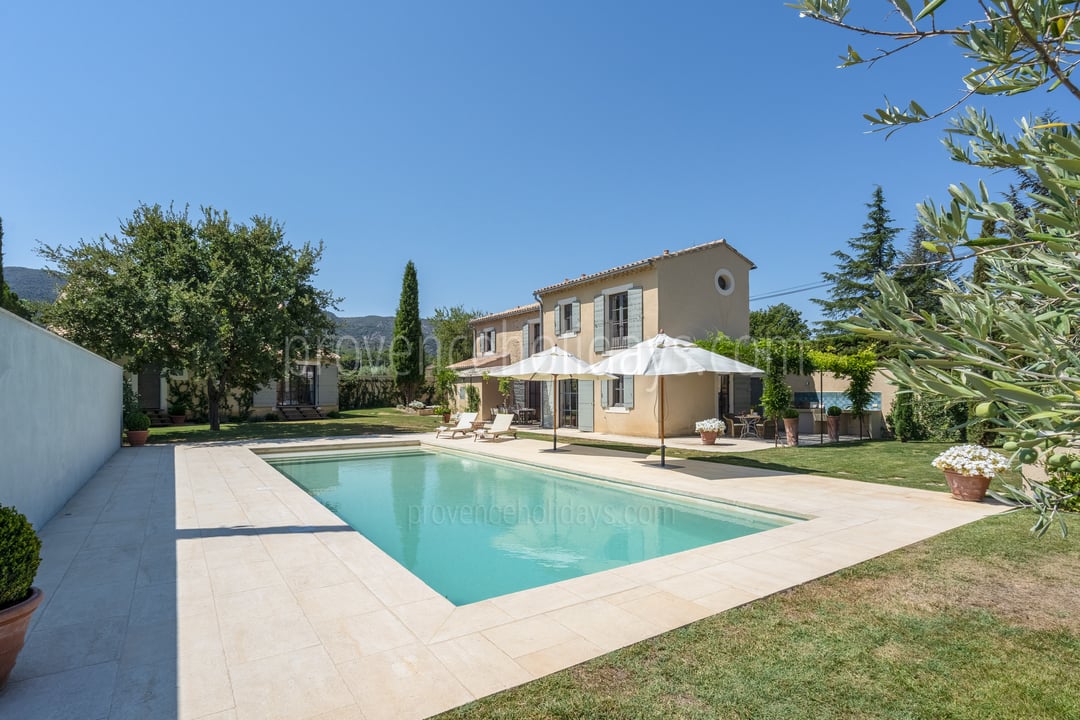 66 - Domaine des Vignobles: Villa: Pool