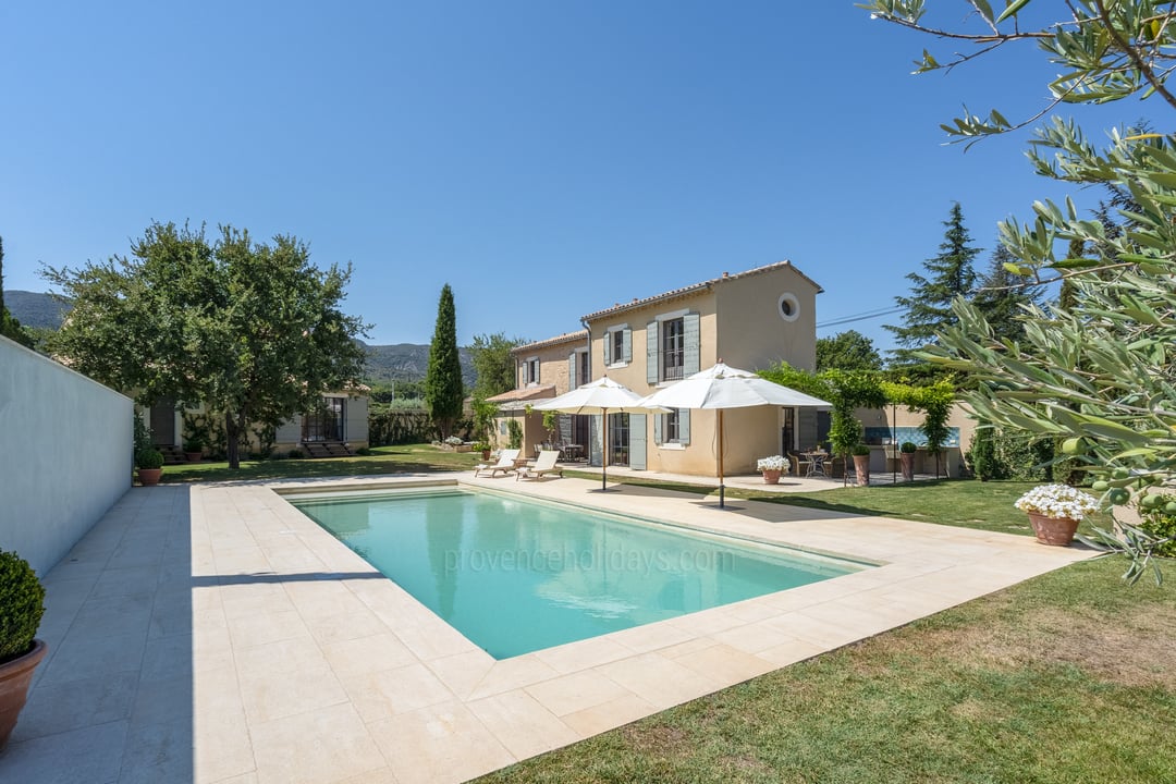 66 - Domaine des Vignobles: Villa: Pool