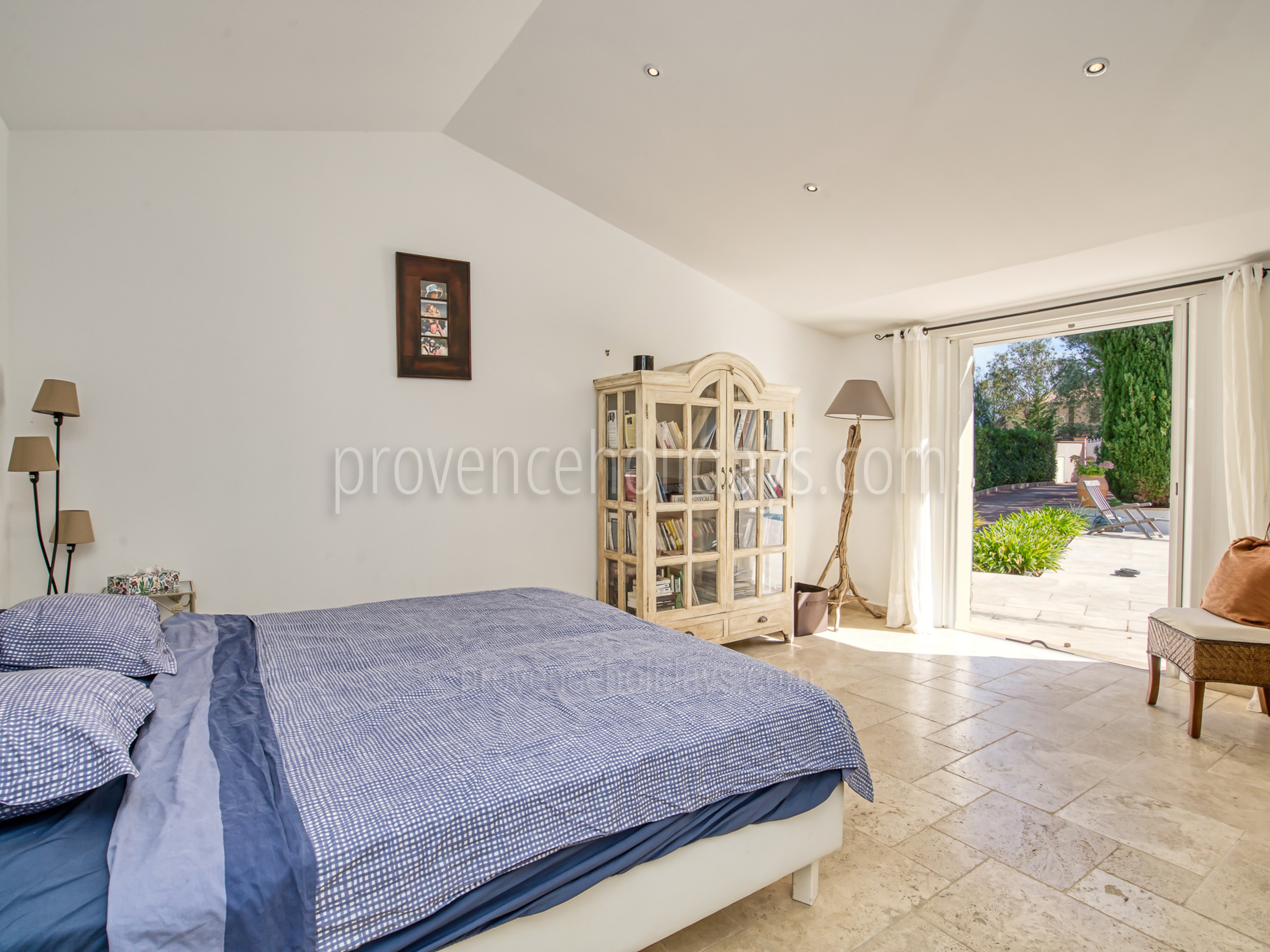 10 - Villa Arancia: Villa: Bedroom