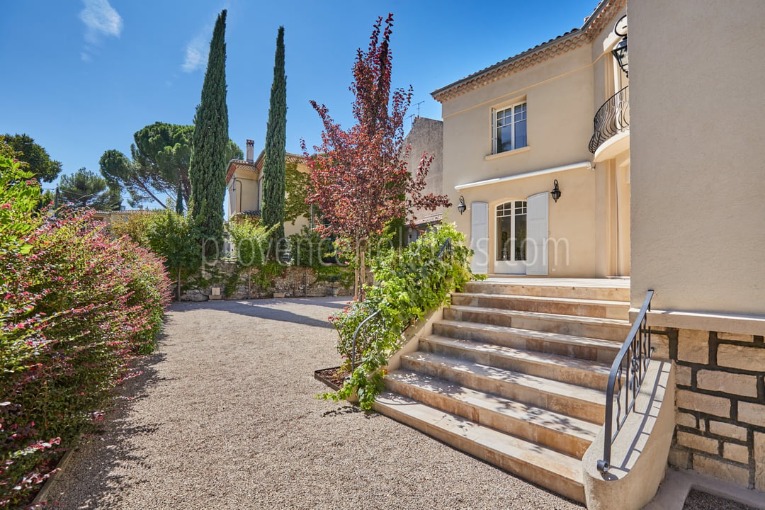 91 - Le Reflet d\'Aix: Villa: Exterior