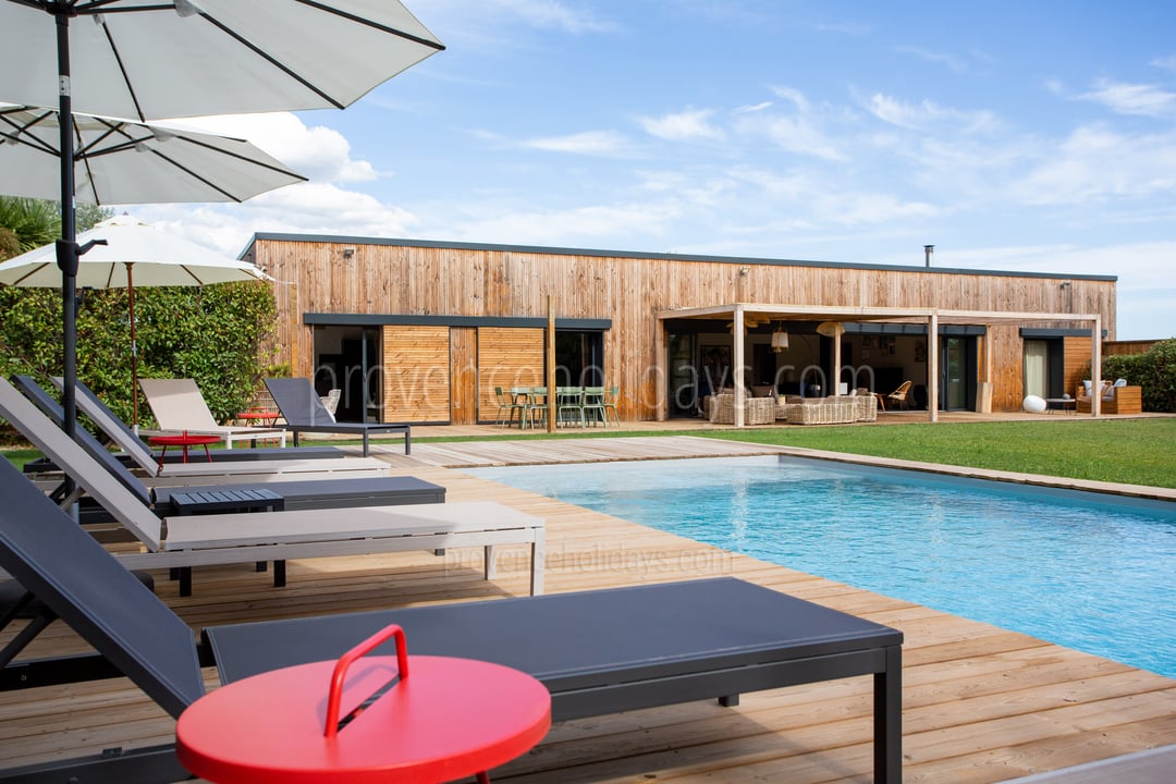 9 - Villa Paradou: Villa: Pool