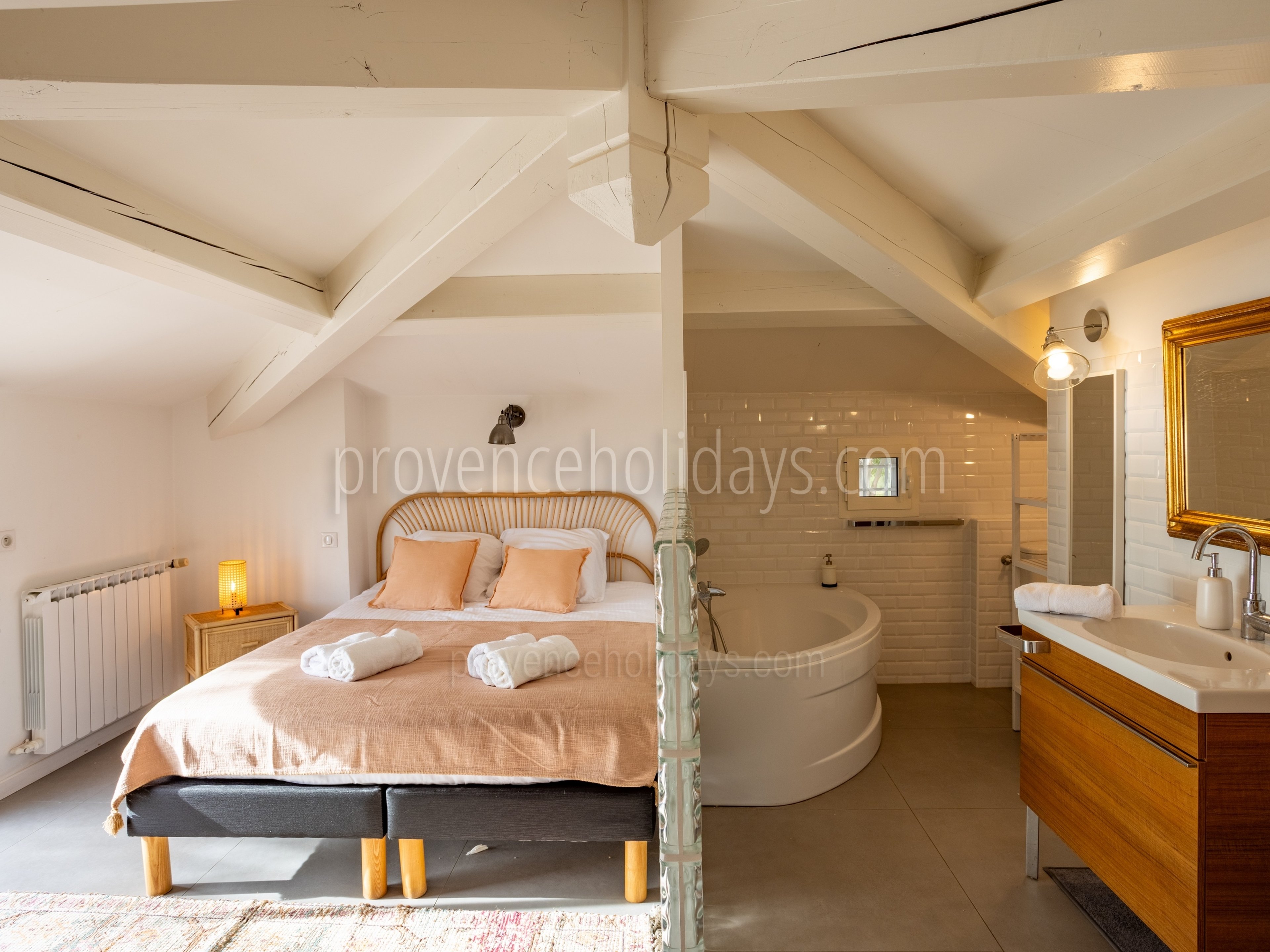 5 - Villa Clémentine: Villa: Bedroom