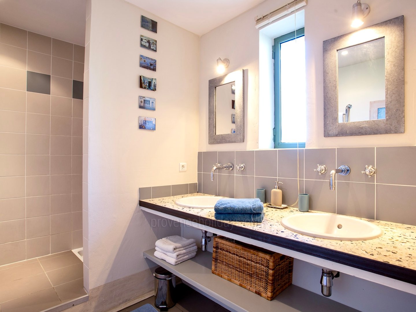66 - Grand Mas de Cairanne: Villa: Bathroom