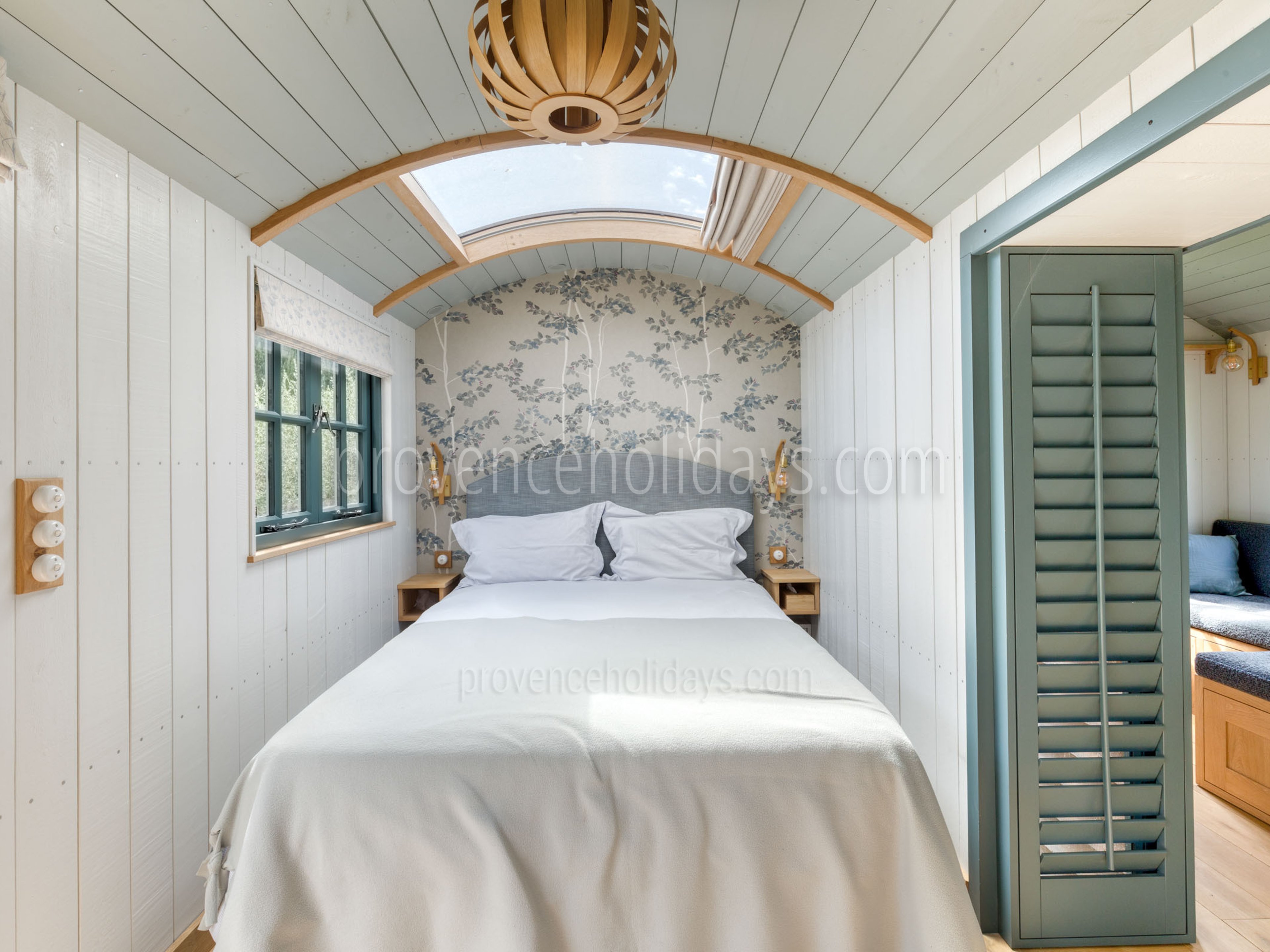 45 - Mas Province: Villa: Bedroom