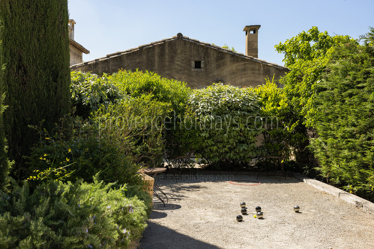 30 - Le Mazet Saint Paul: Villa: Exterior