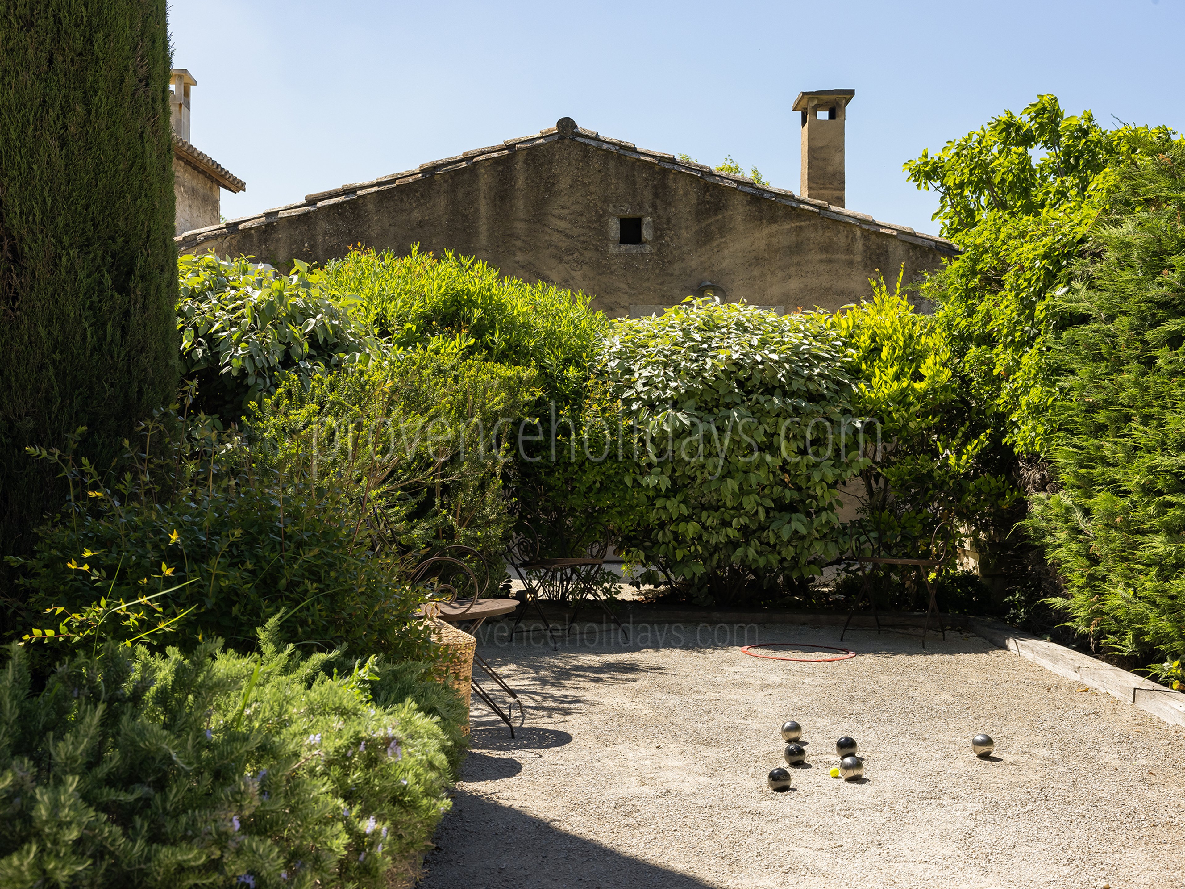 30 - Le Mazet Saint Paul: Villa: Exterior