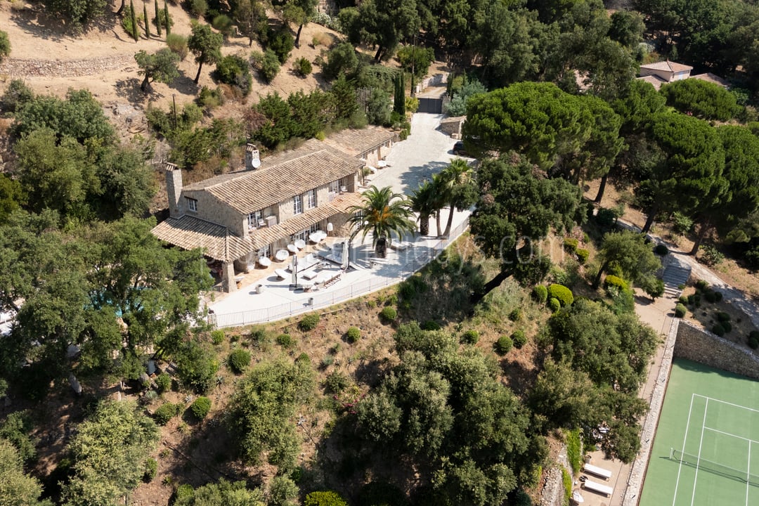 7 - Villa Rose: Villa: Exterior