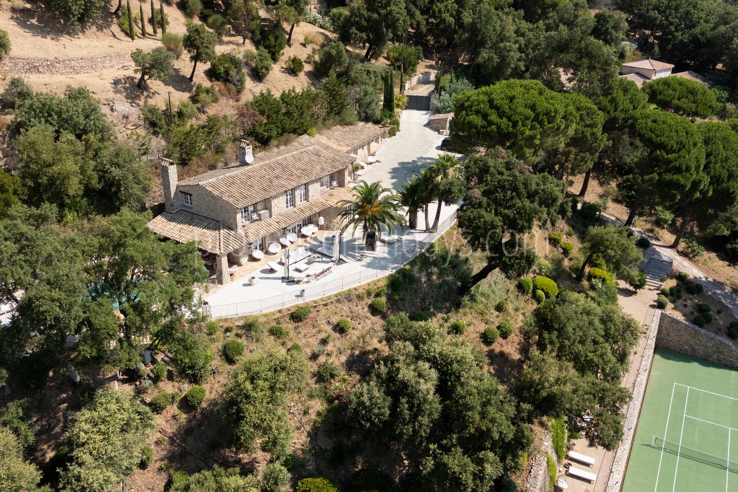 7 - Villa Rose: Villa: Exterior