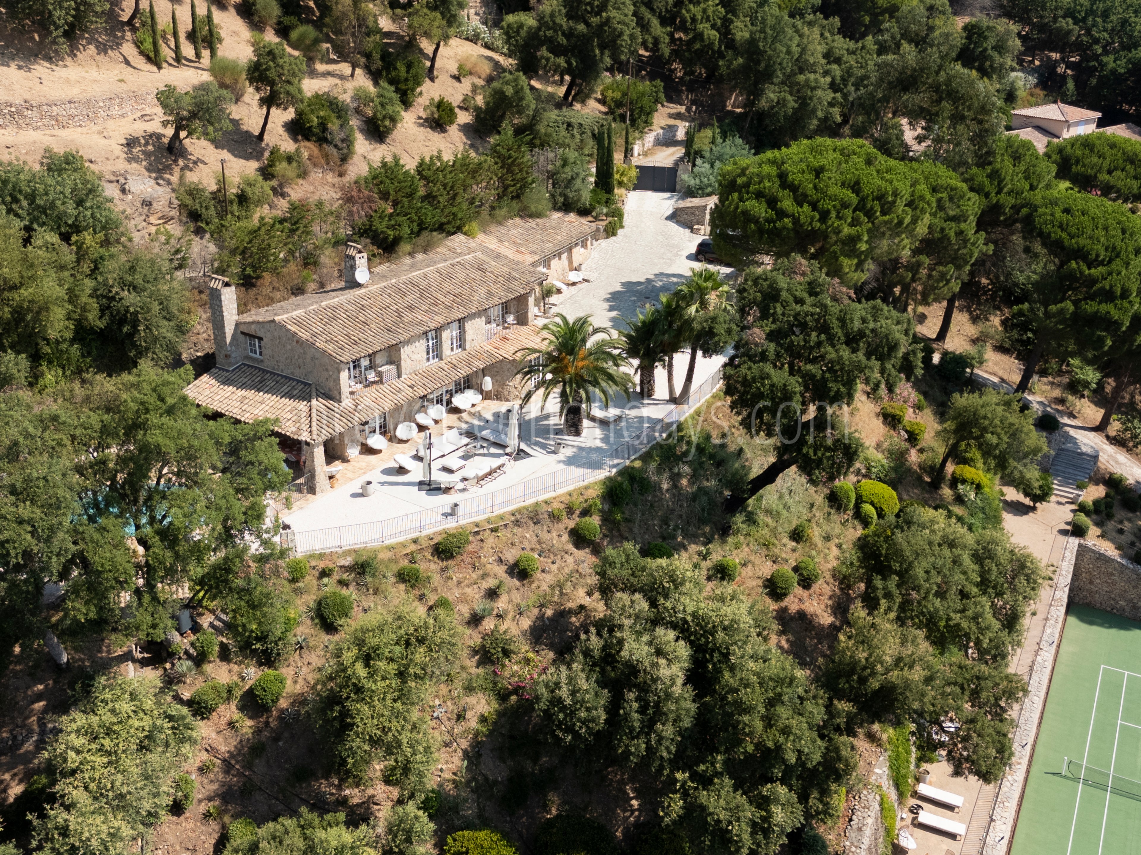 7 - Villa Rose: Villa: Exterior