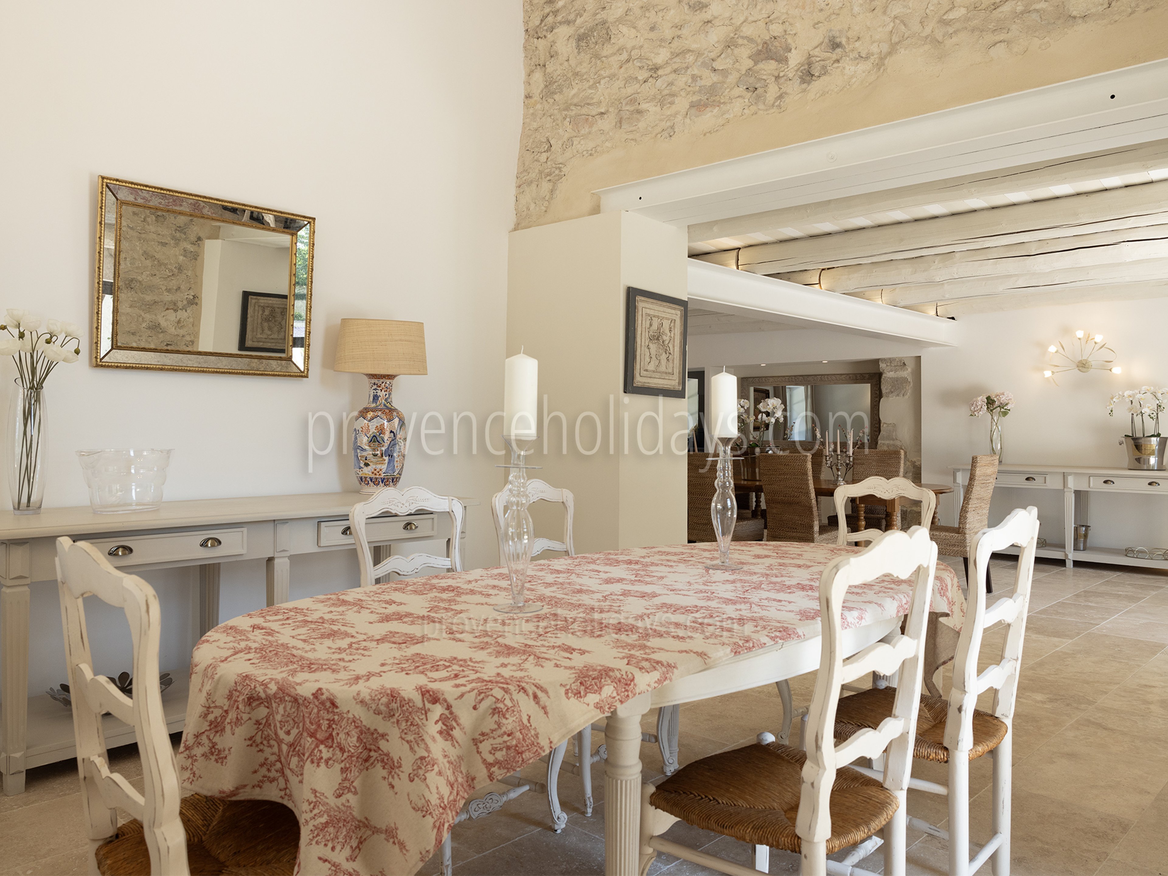 53 - La Bastide Lavande: Villa: Interior
