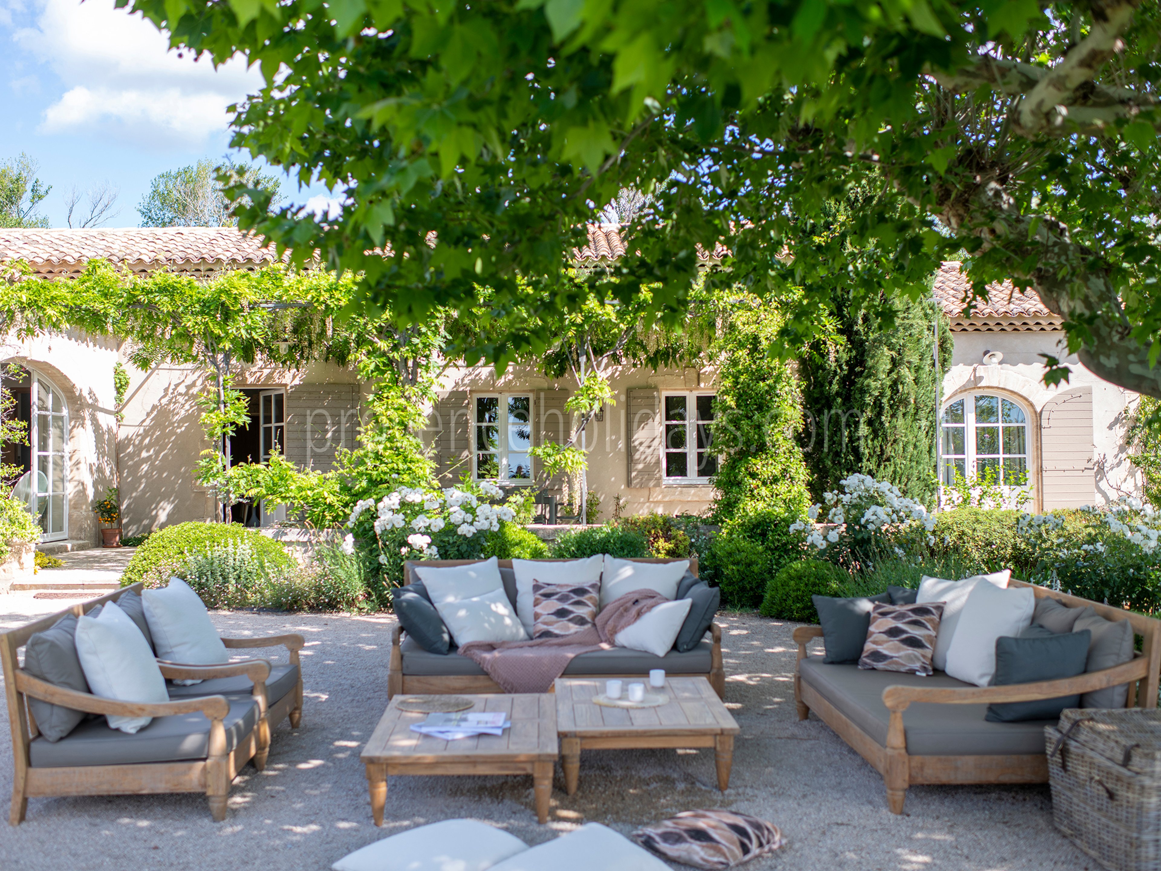1 - Villa Poésie: Villa: Exterior