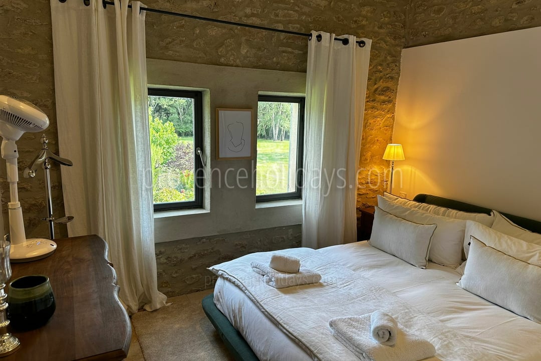 55 - Mas du Carlet: Villa: Interior