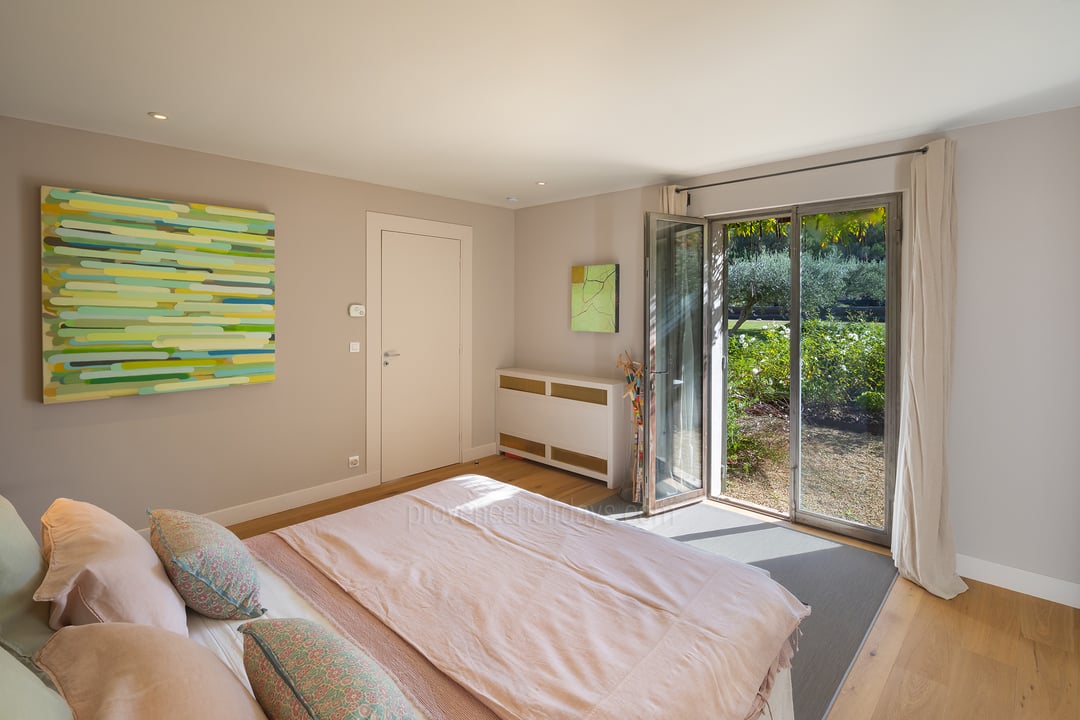 58 - Mas des Alpilles: Villa: Bedroom