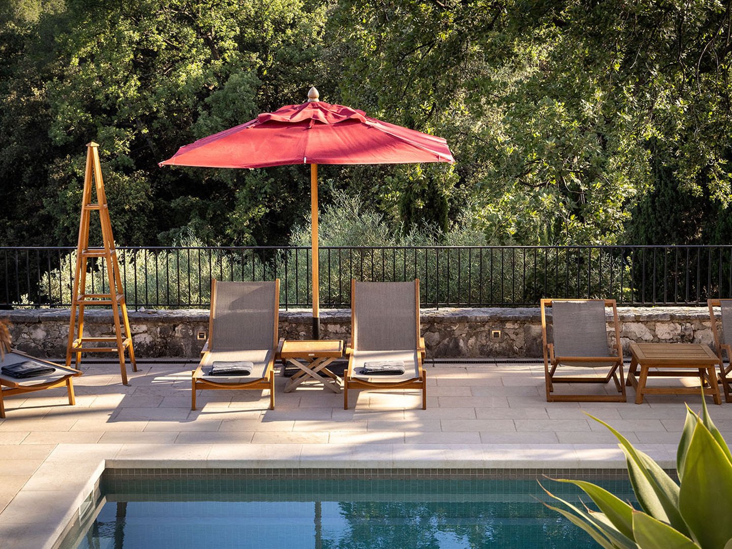 23 - Villa Riviera: Villa: Pool