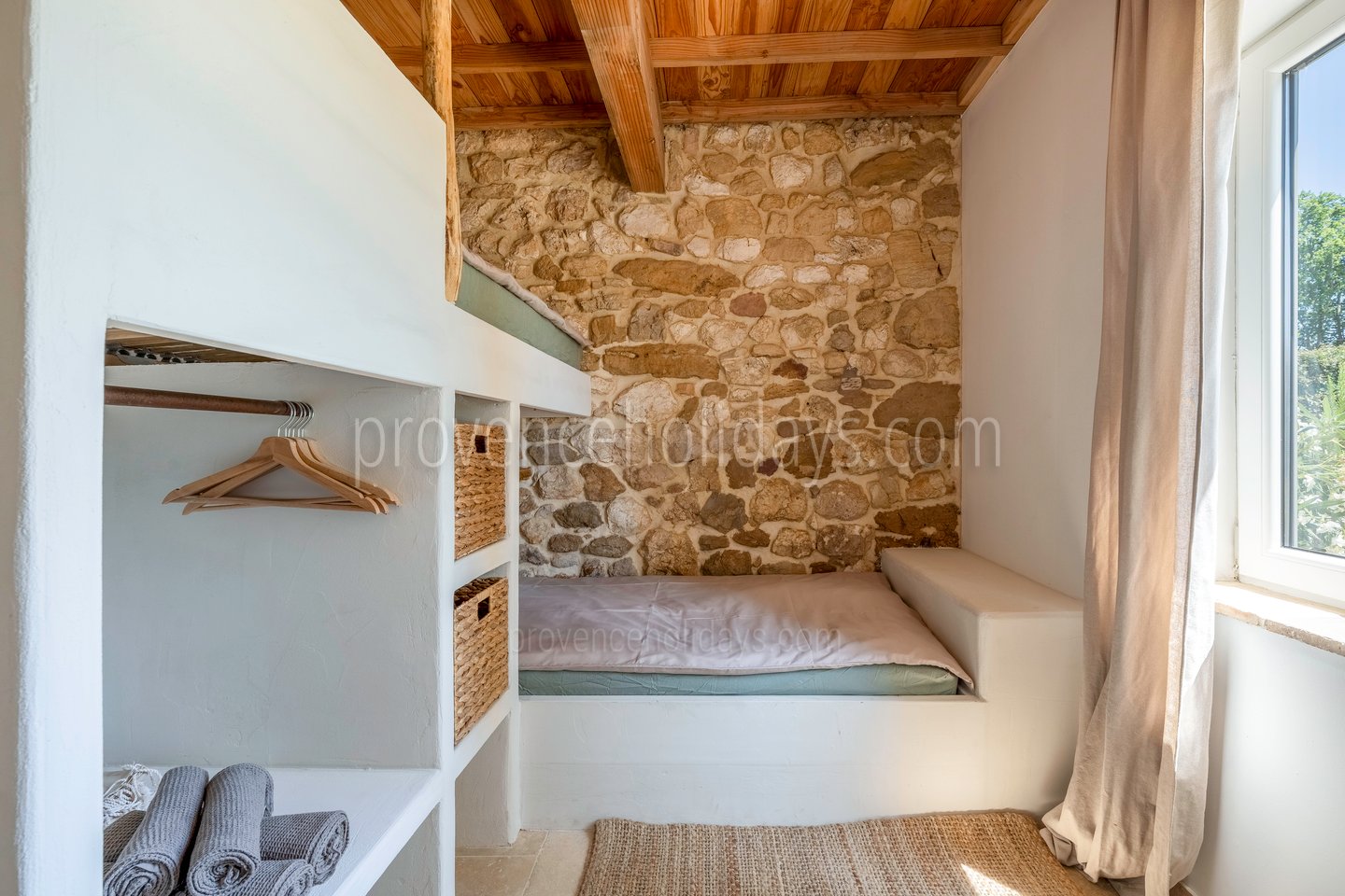 42 - La Bohème: Villa: Bedroom