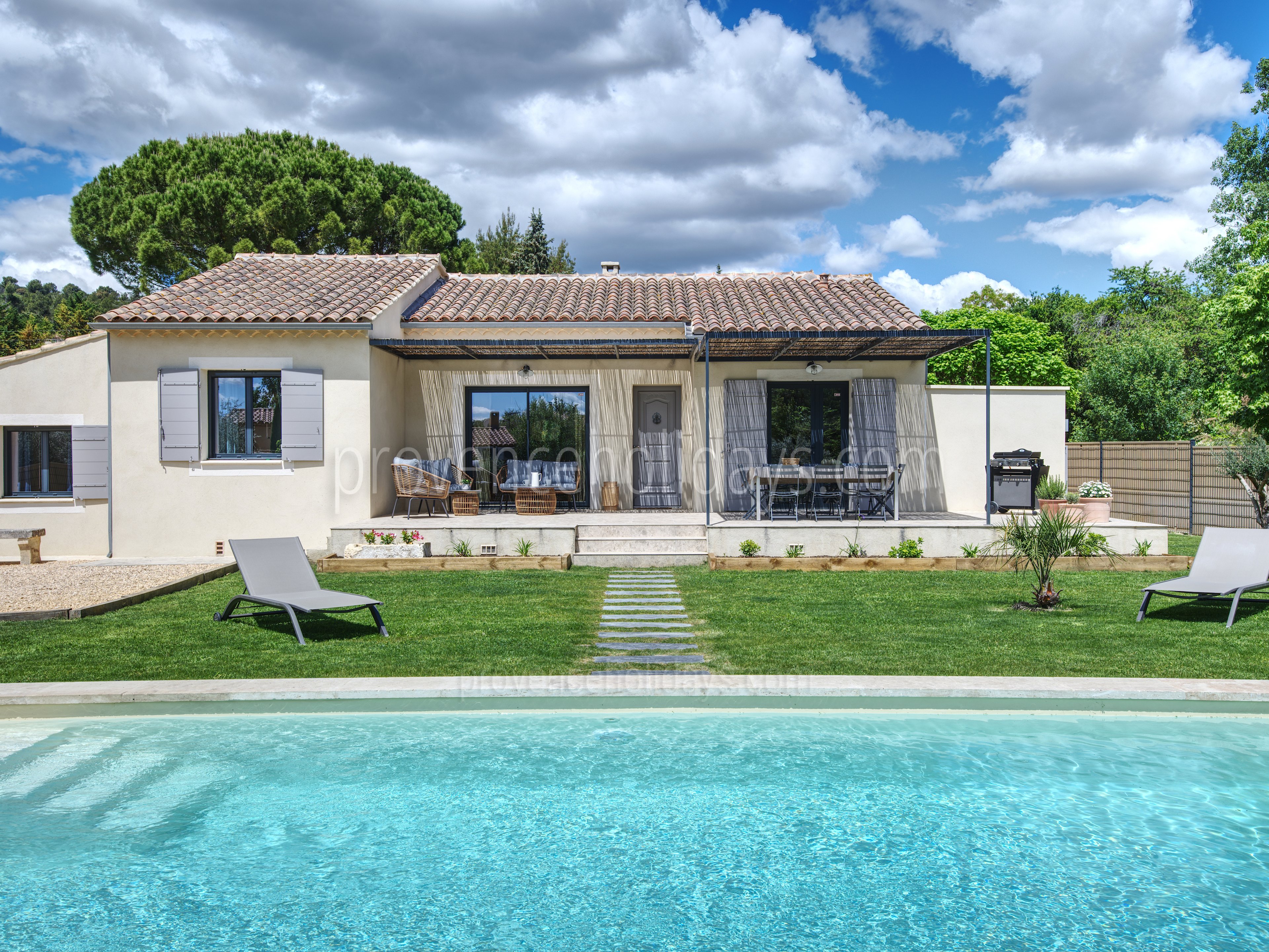 -2 - Mazet du Paradou: Villa: Pool