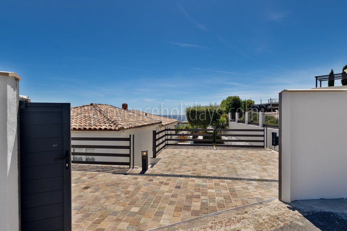 Zeitgenössische Villa in Saint-Raphaël - 46