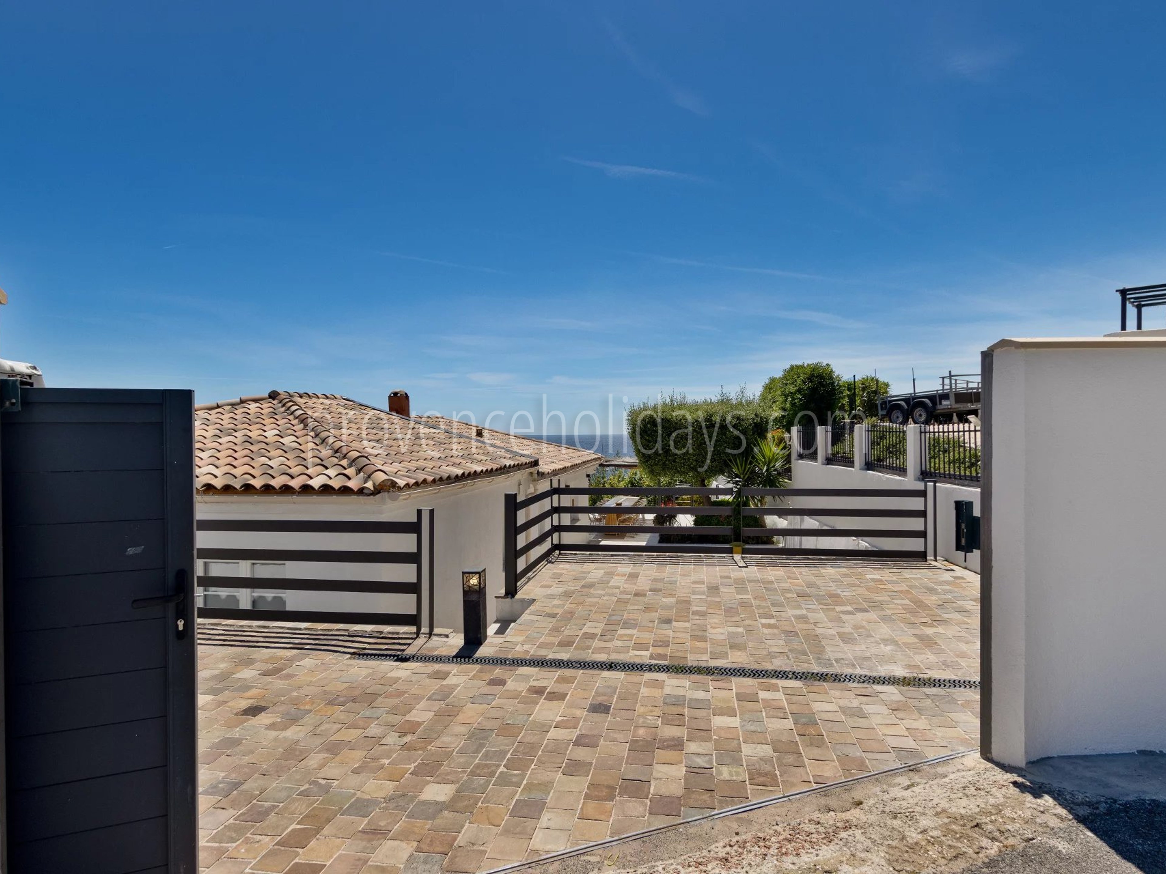 Zeitgenössische Villa in Saint-Raphaël - 46