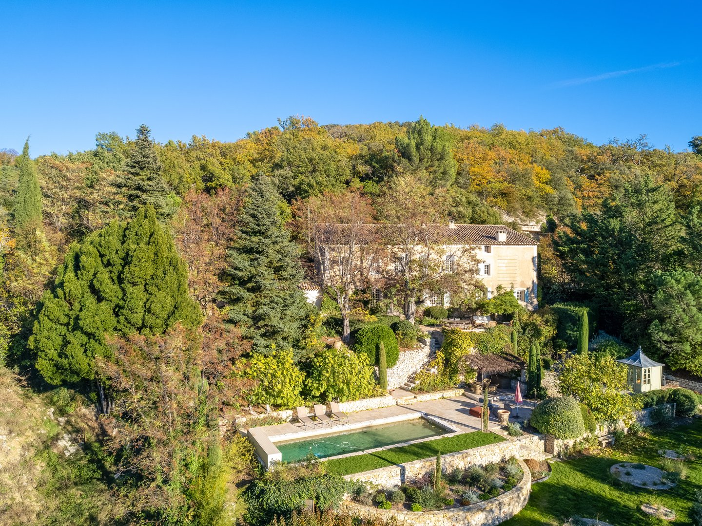 60 - 18e-eeuwse Bastide met uitzicht op de Luberon te koop - Bonnieux: Villa: Exterior