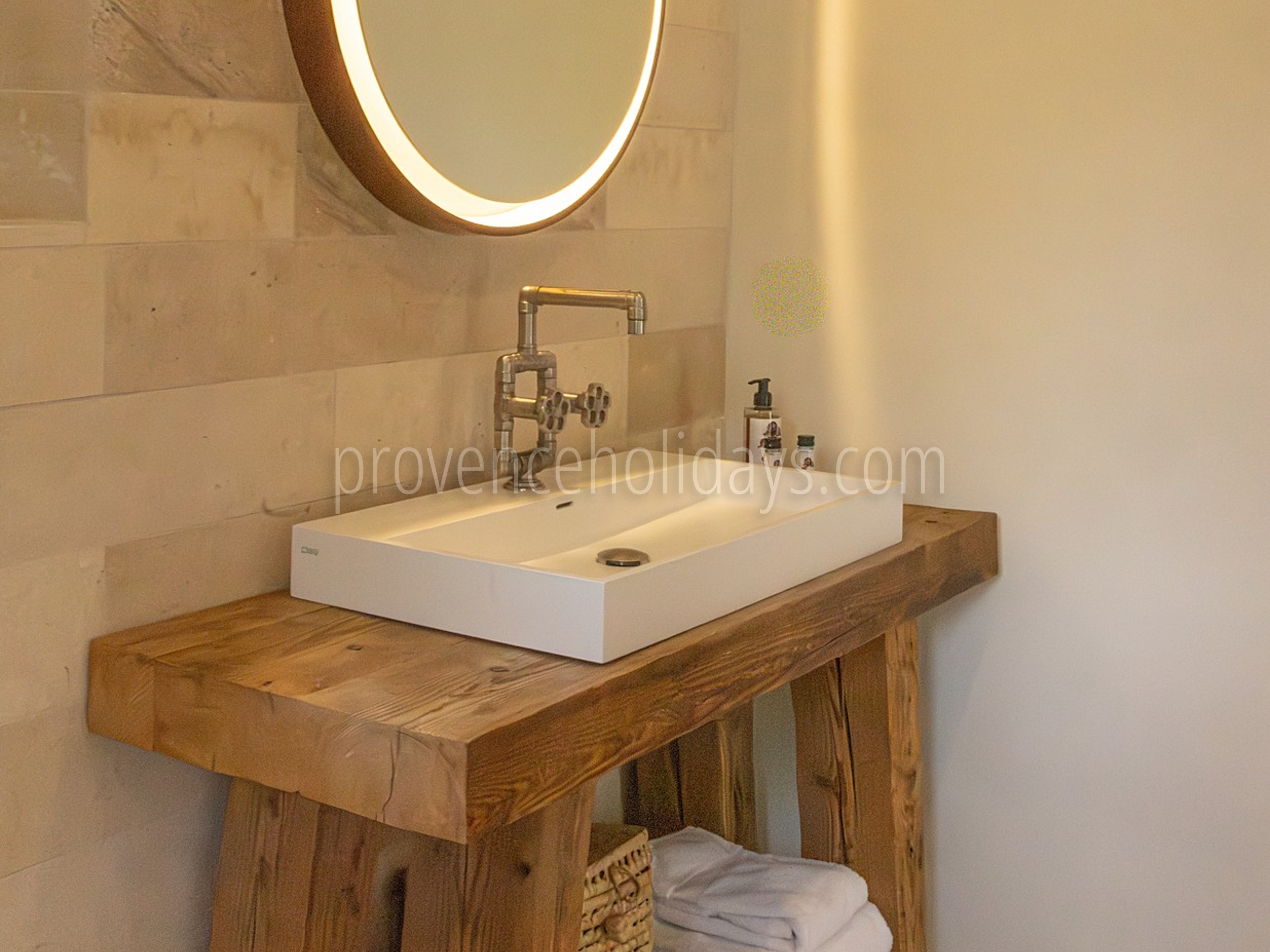 92 - Maison Alice: Villa: Bathroom