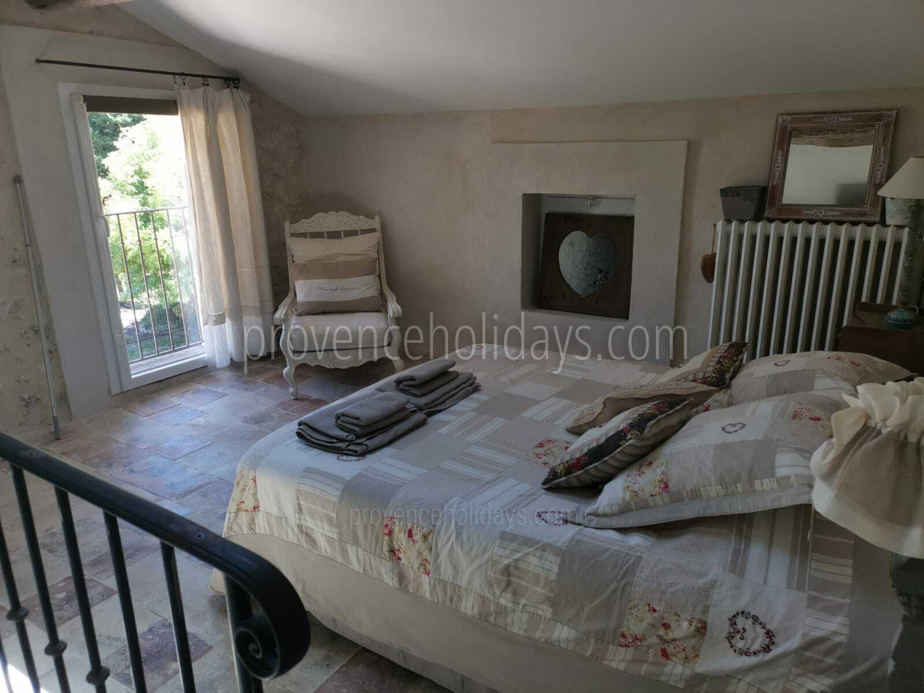 4 - Chez Fannie: Villa: Bedroom
