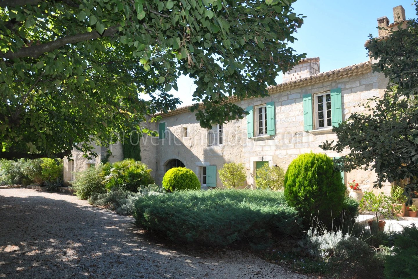 1 - Historisch landgoed in Barbentane: Villa: Exterior