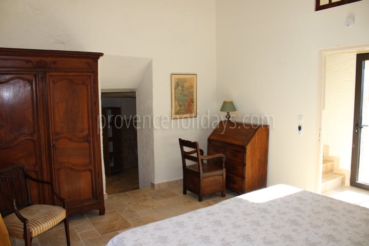 17 - La Bastide: Villa: Bedroom