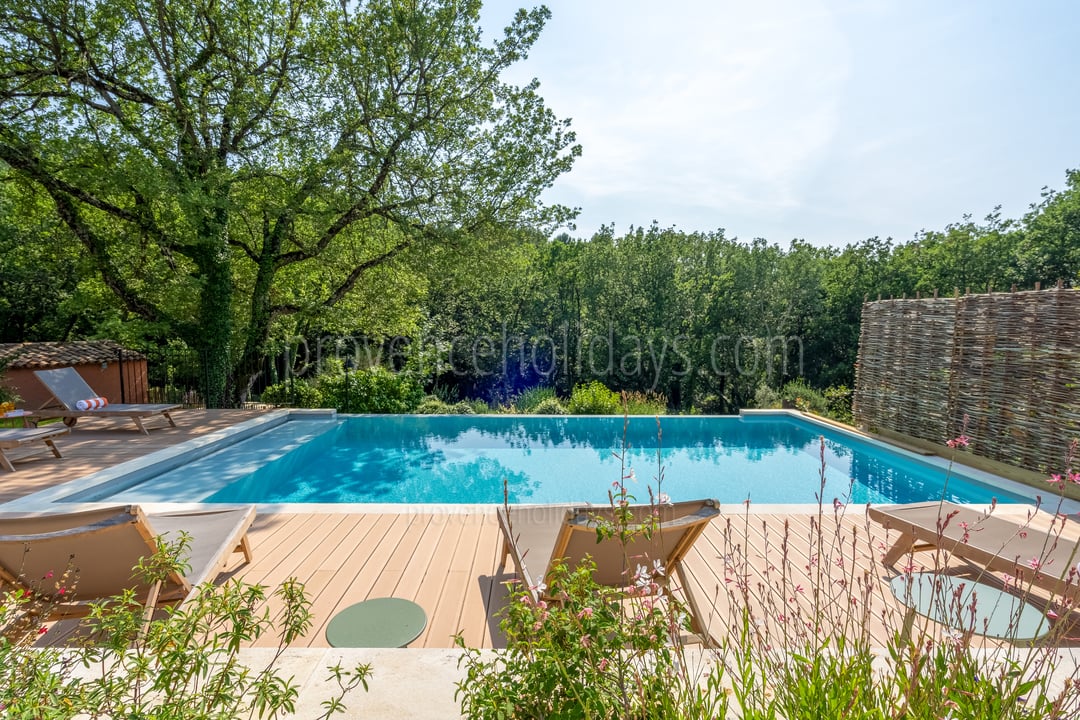 Unieke woning voor acht gasten op het platteland van de Luberon
