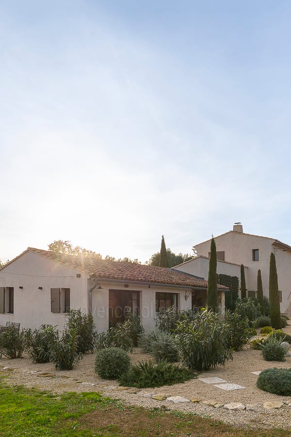 1 - Villa Lauris: Villa: Exterior