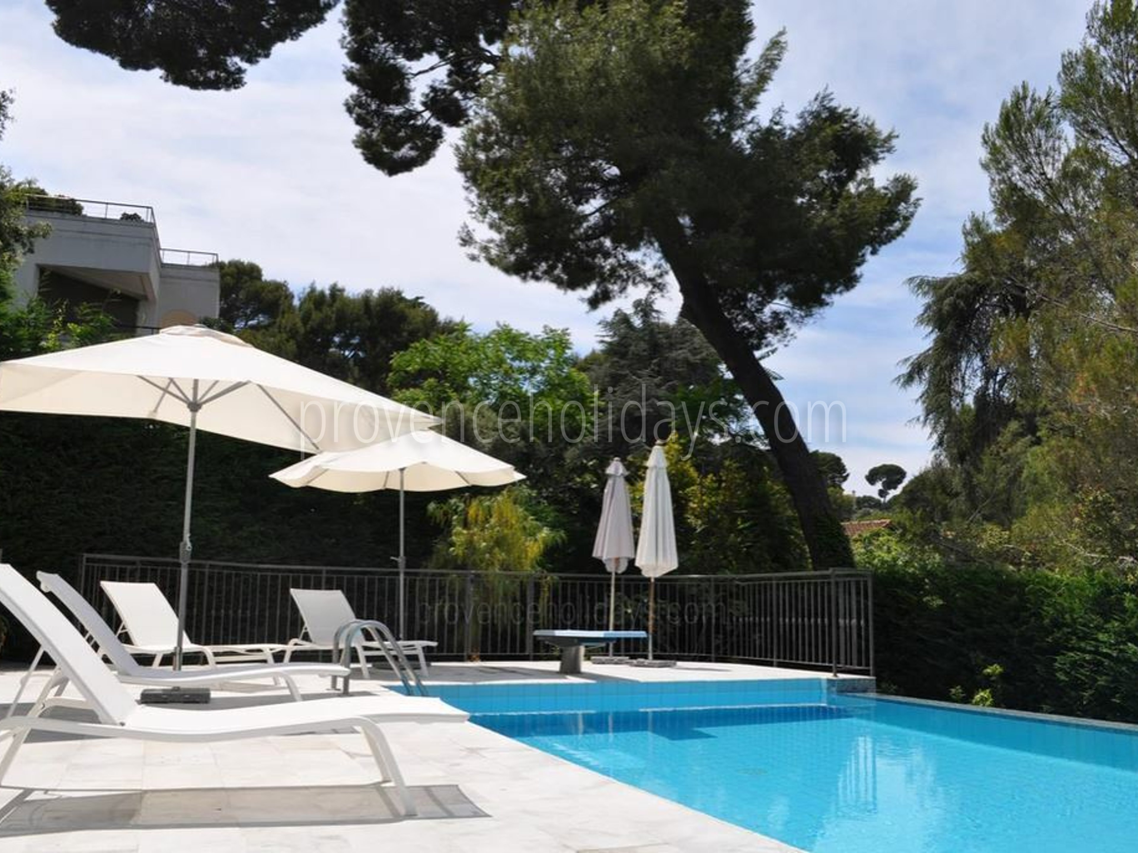 11 - Villa Cap d\'Antibes: Villa: Pool