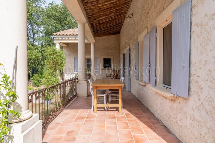 9 - Stenen huis in Ménerbes: Villa: Exterior