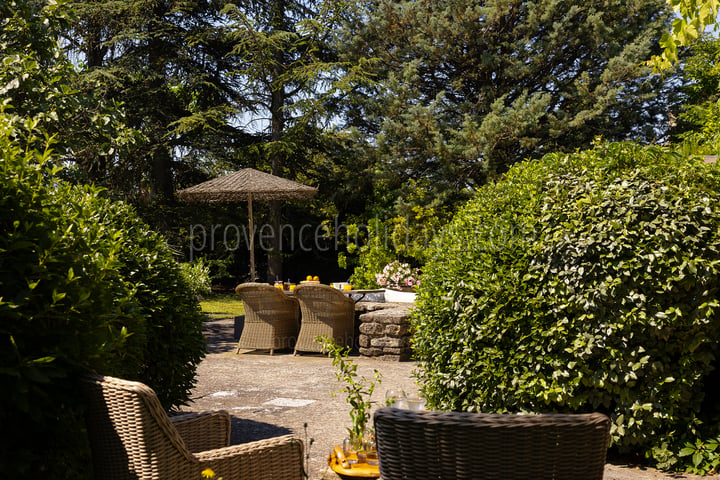 17 - Pine Lodge: Villa: Exterior