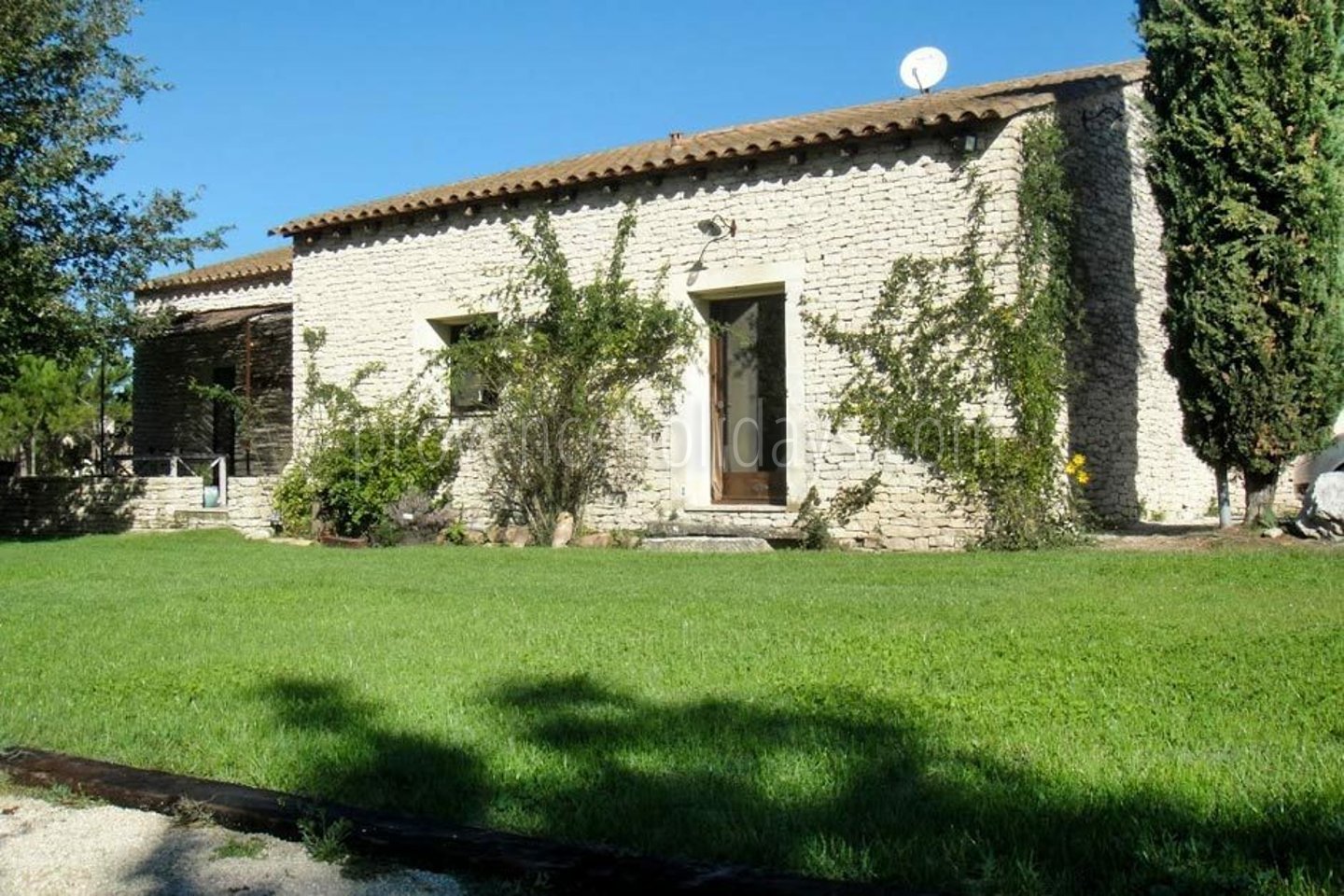 38 - La Maison du Chemin: Villa: Exterior