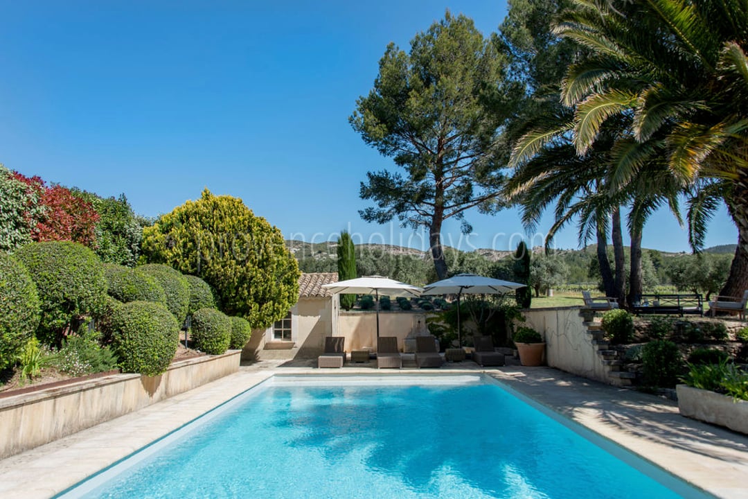 Restaurierte Mas mit beheiztem Pool in den Alpilles