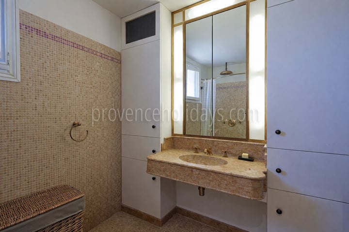 29 - Domaine de la Tour: Villa: Bathroom