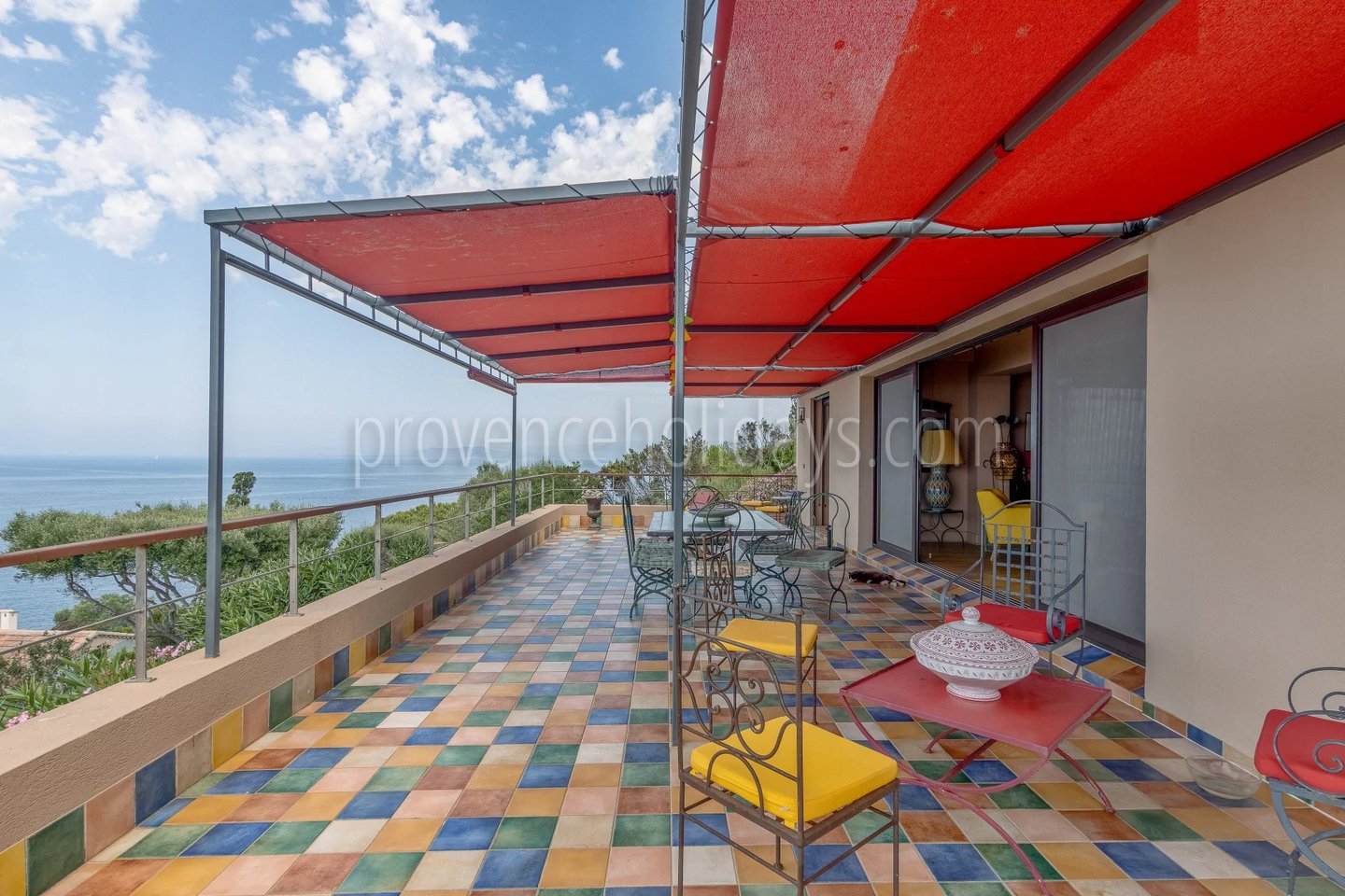 14 - Intieme villa in Hyères: Villa: Exterior