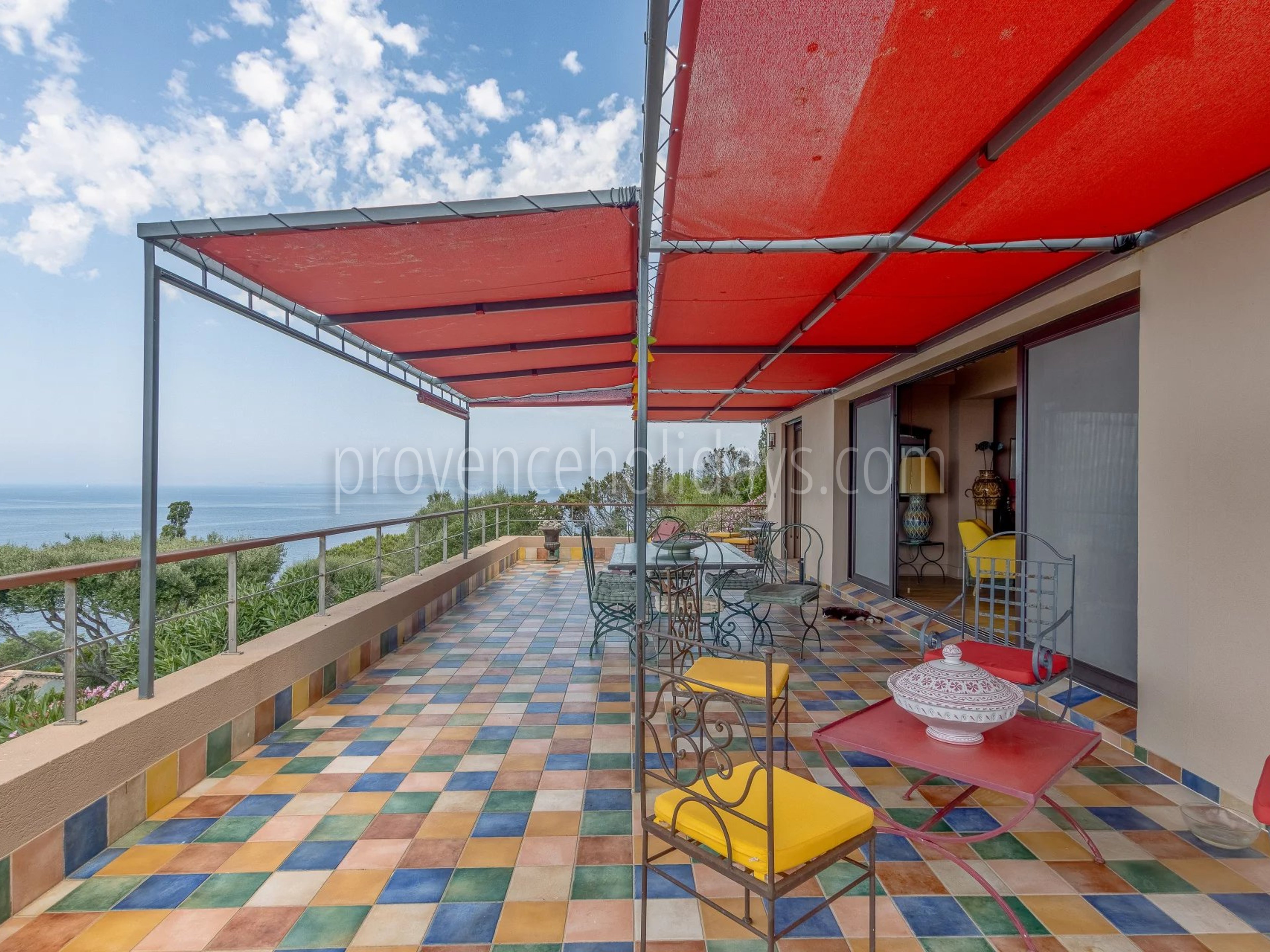 14 - Intieme villa in Hyères: Villa: Exterior