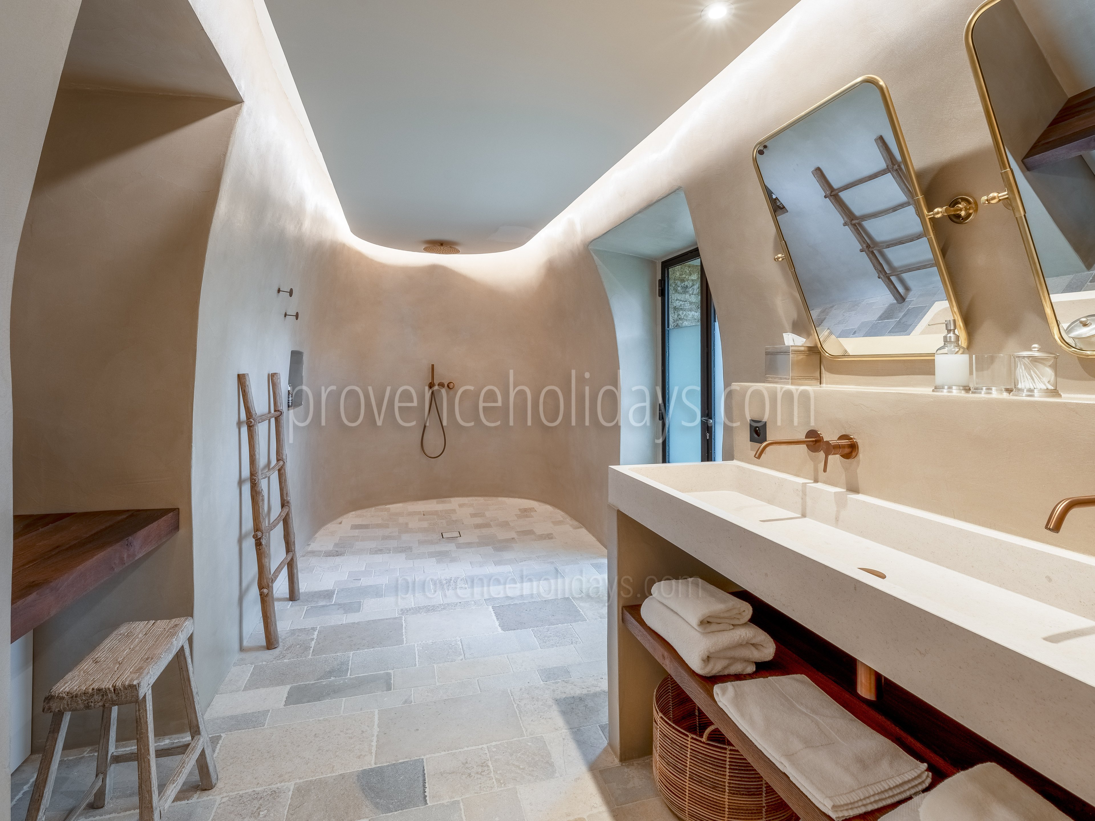 28 - Mas du Verger: Villa: Interior