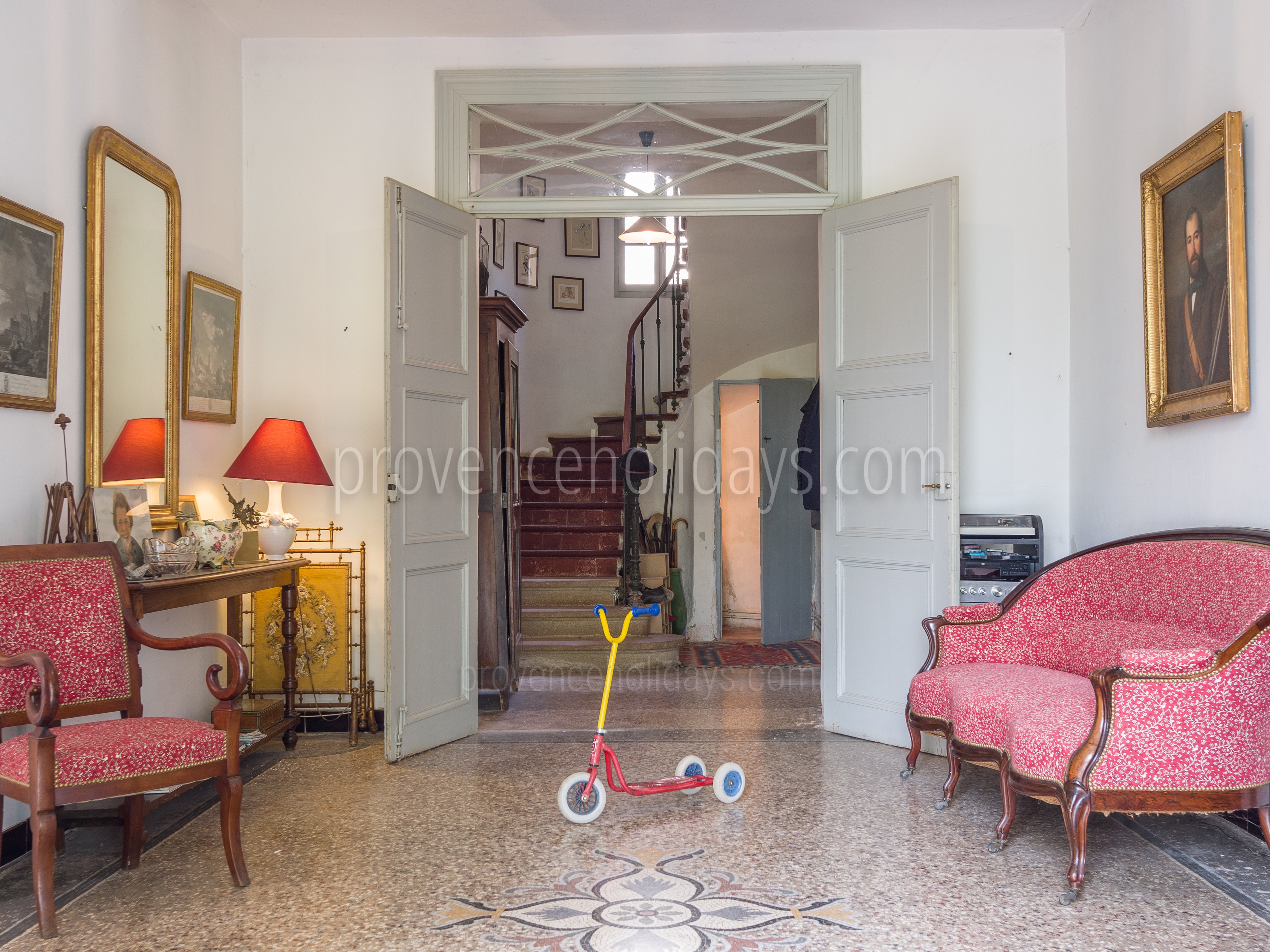 25 - Chez Christelle: Villa: Interior