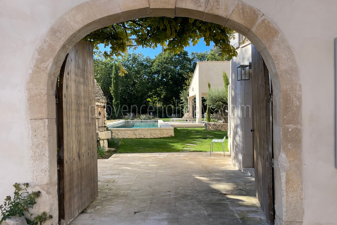 3 - Le Clos des Magnans: Villa: Exterior