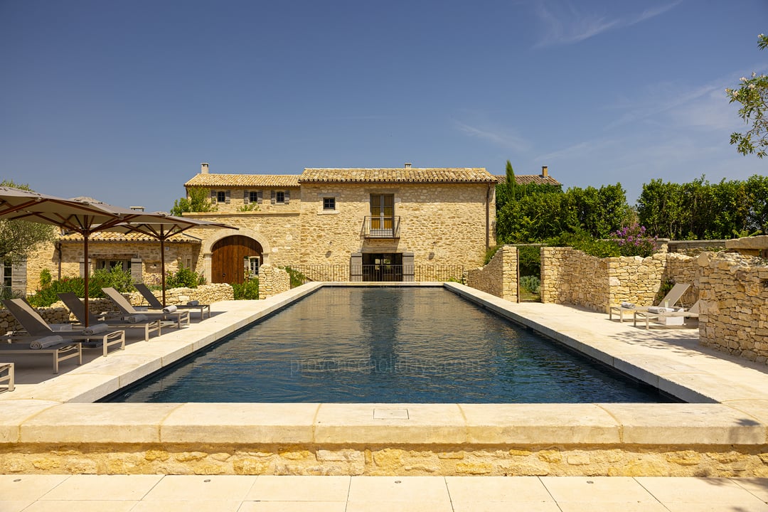 Uitzonderlijk eigendom in de Luberon, met panoramisch uitzicht en een buitengewoon decor Grand Mas d\'Oppède - 4