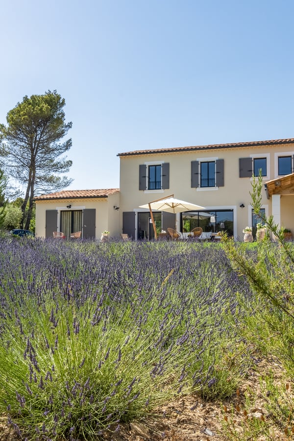 villa in lavender