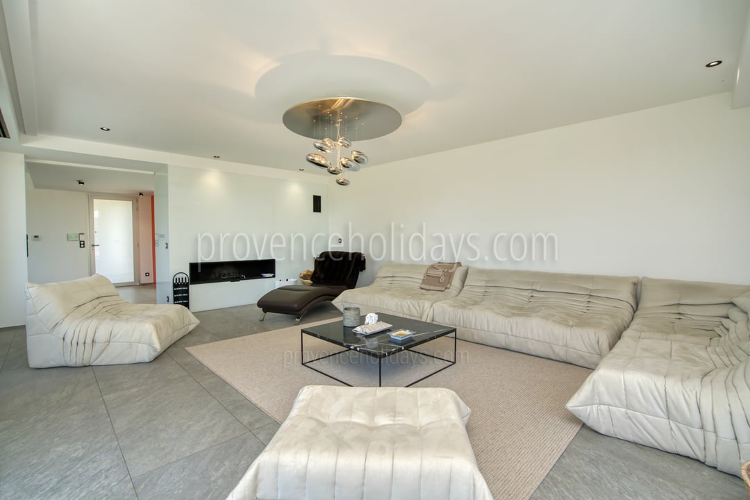 18 - Saphir de Mer: Villa: Interior
