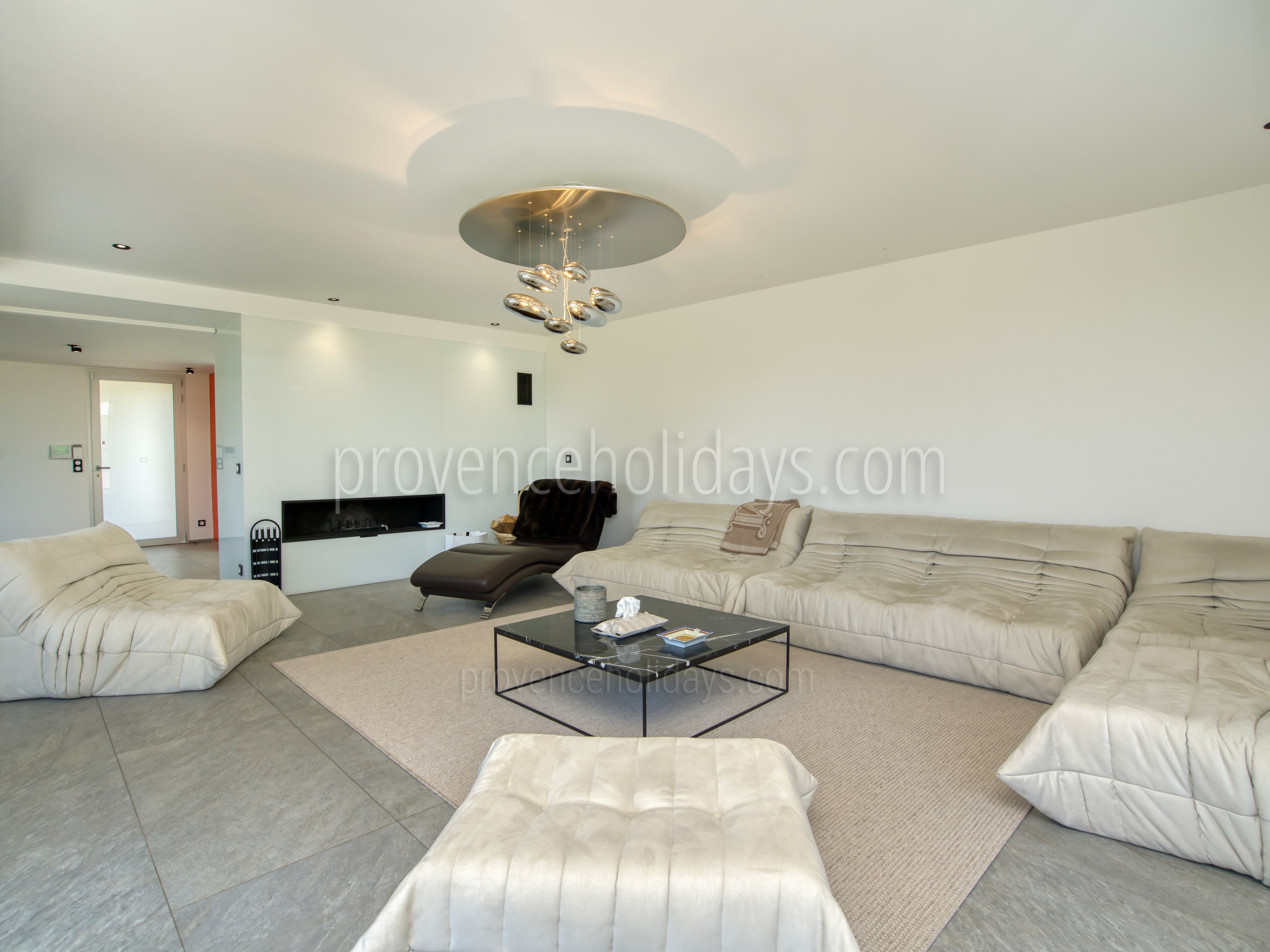 18 - Saphir de Mer: Villa: Interior
