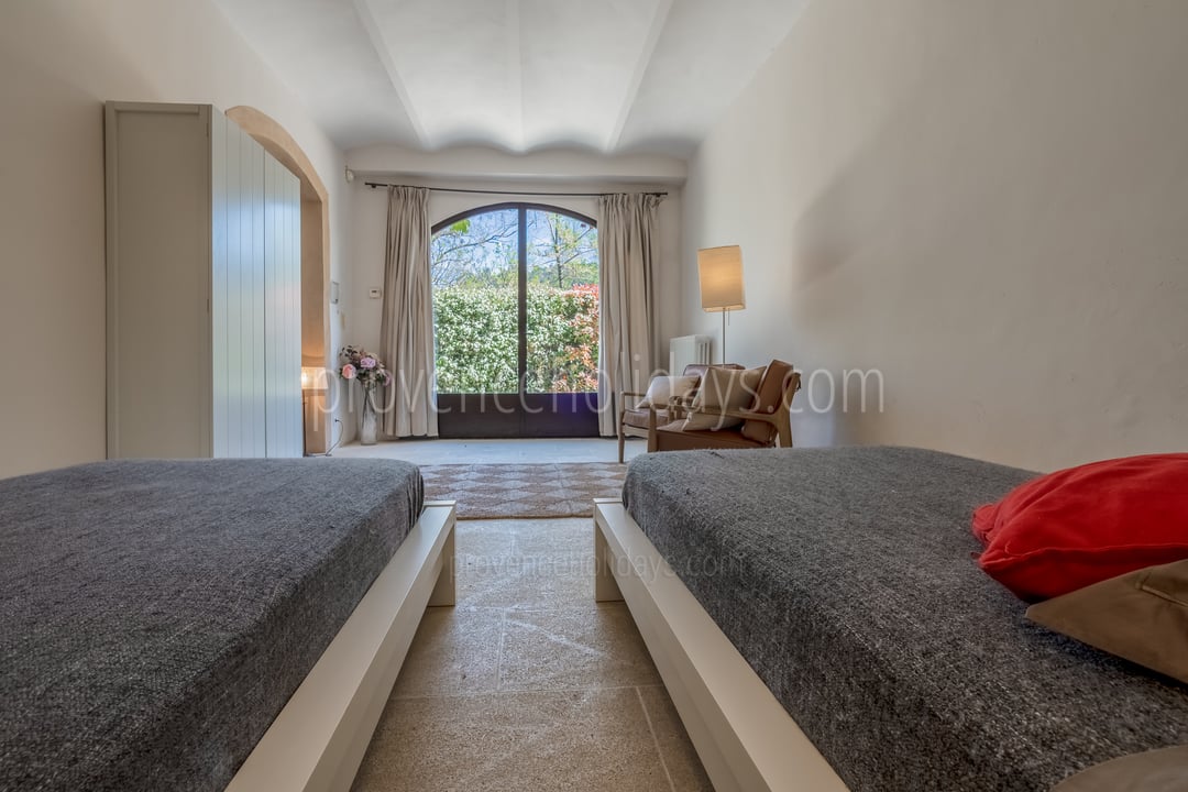 50 - Ménerbes Mas: Villa: Bedroom