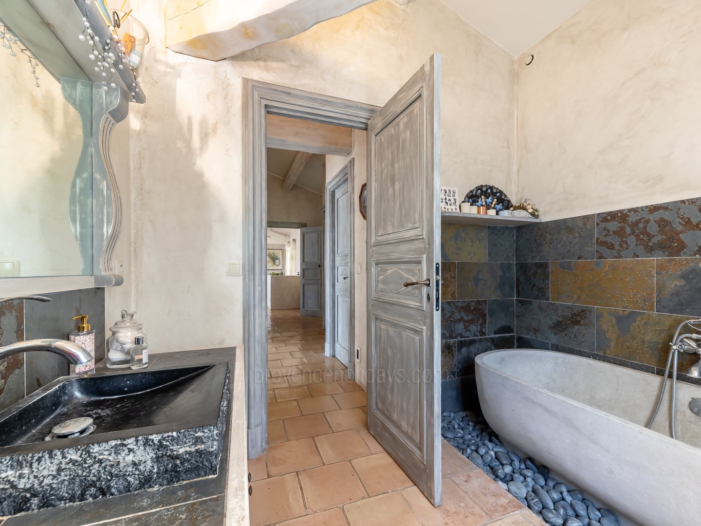 12 - Mas Horizon: Villa: Bathroom