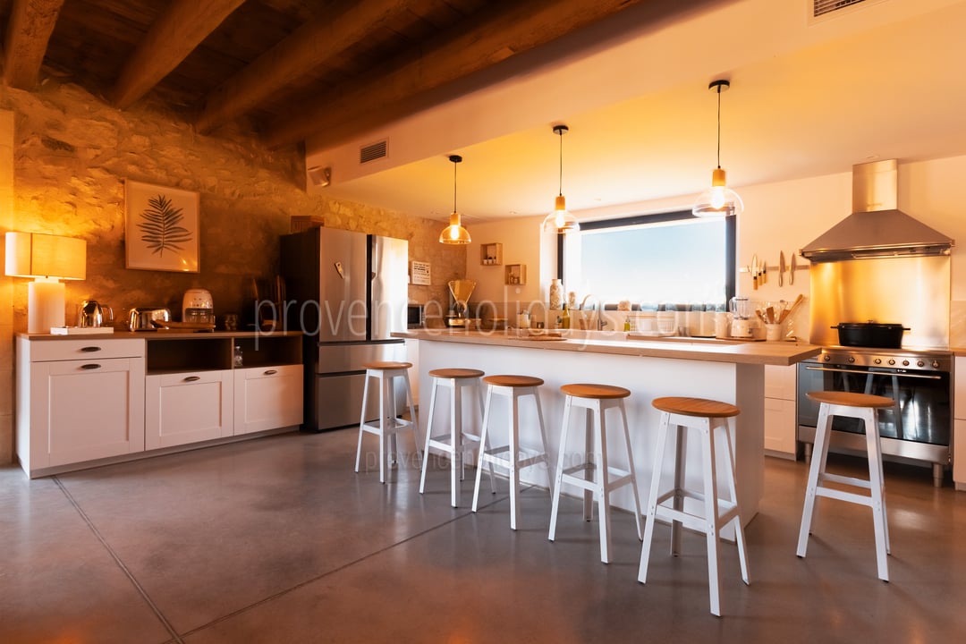 10 - Mas des Pommiers: Villa: Interior