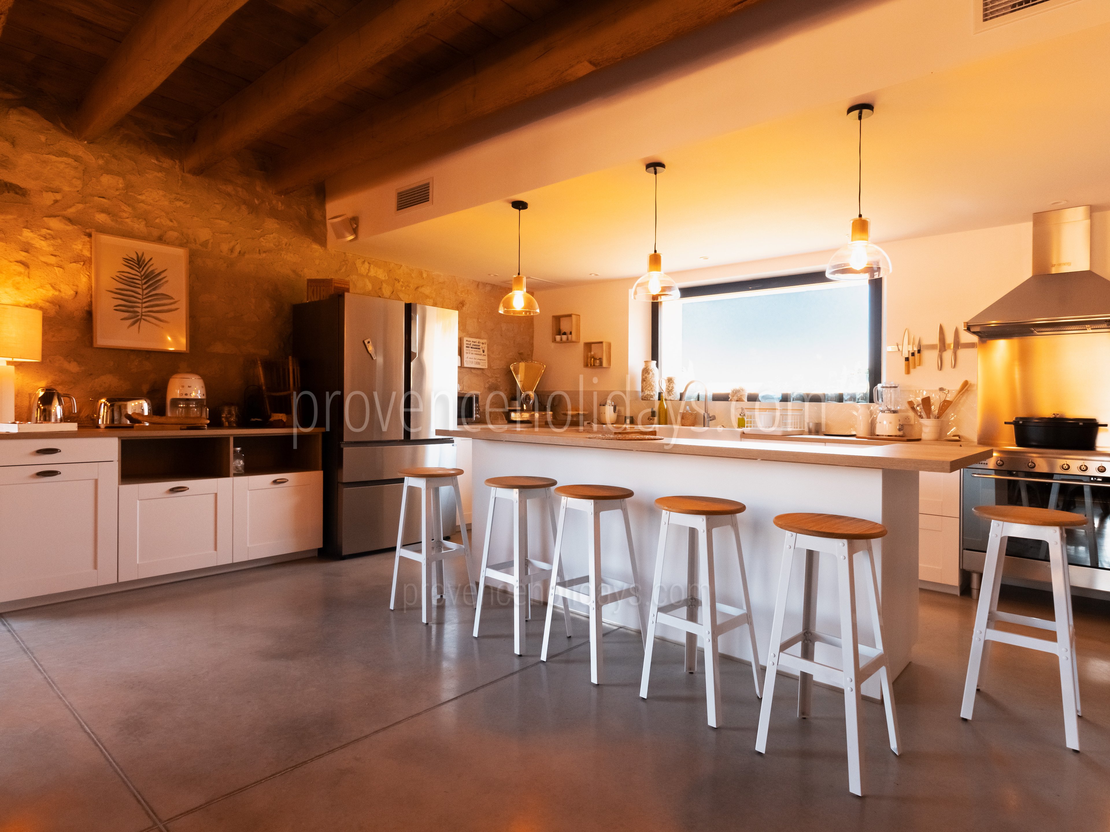 10 - Mas des Pommiers: Villa: Interior