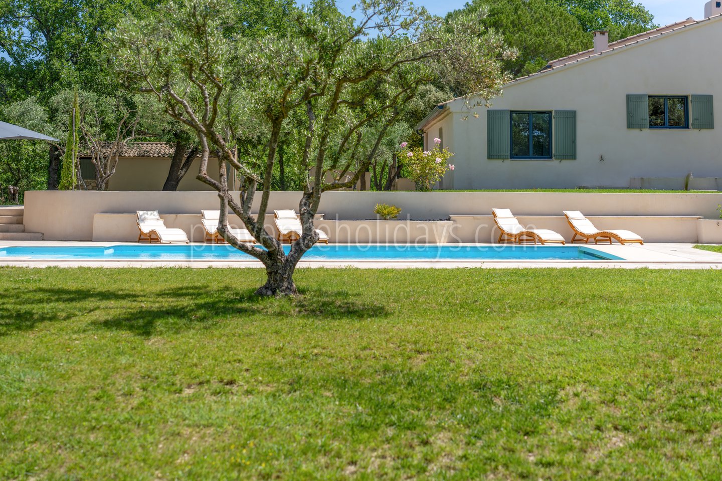 25 - Villa Arcadia: Villa: Exterior