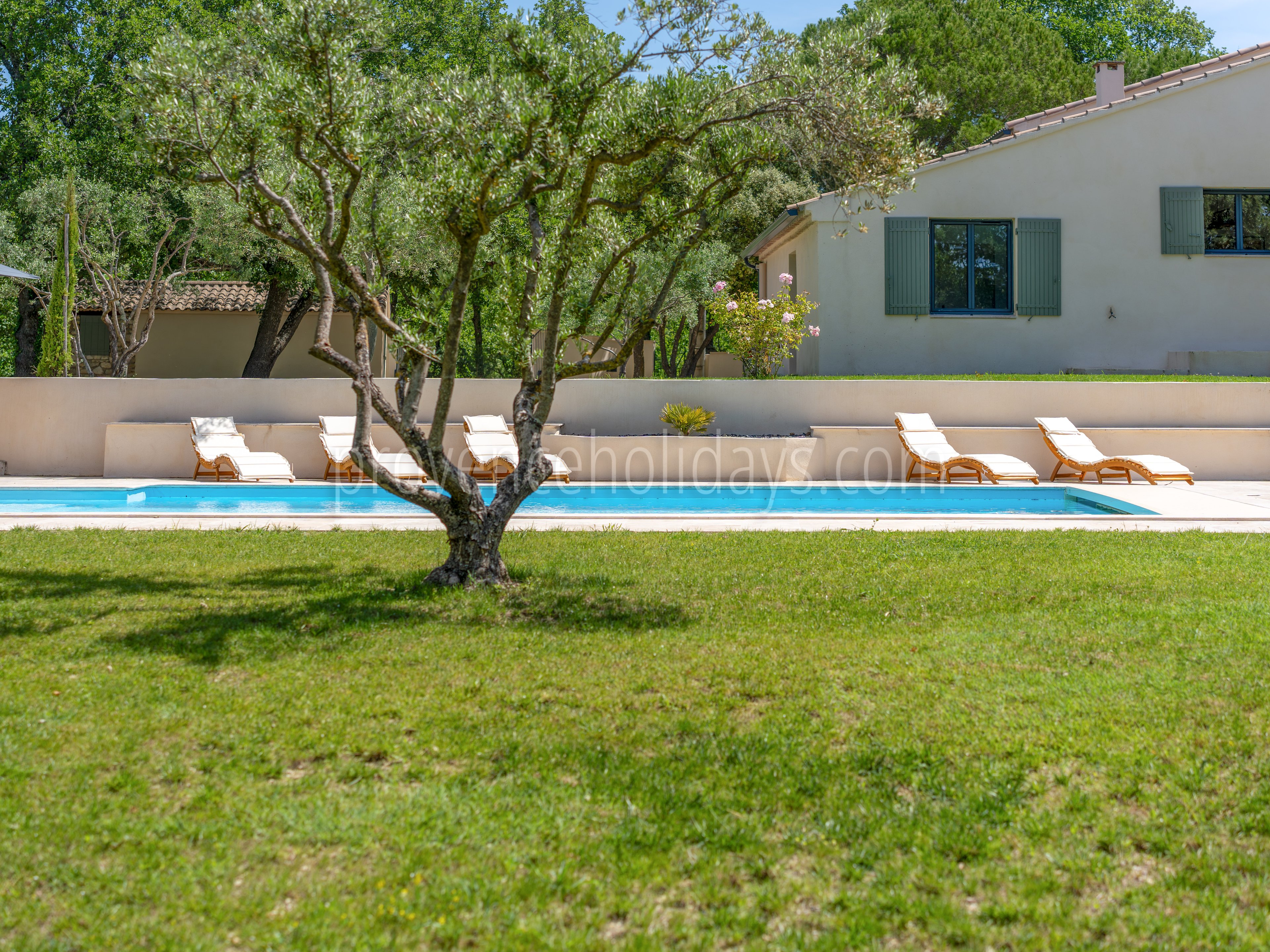 25 - Villa Arcadia: Villa: Exterior